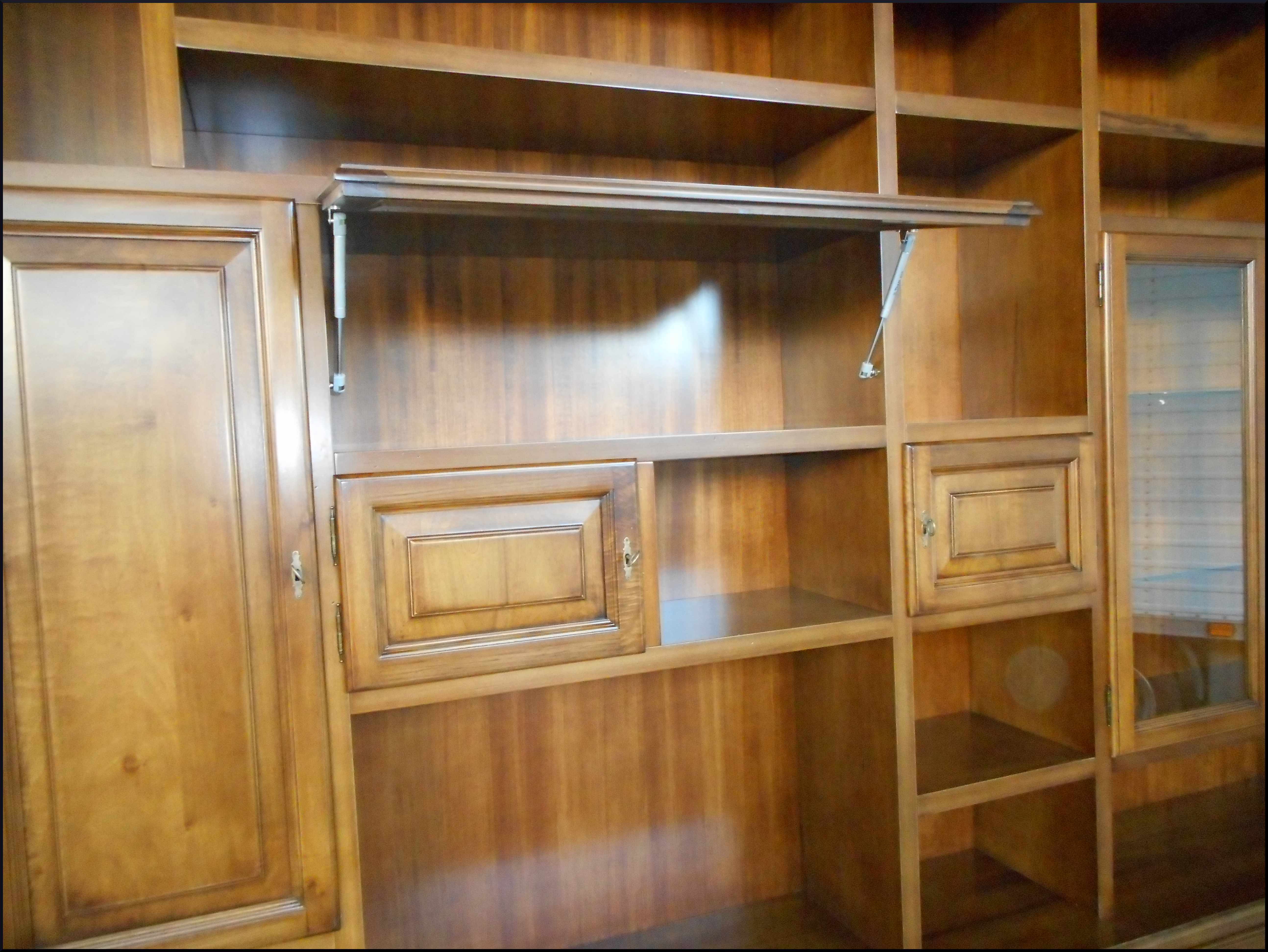 Parete attrezzata classica con porta tv la commode di davide corno