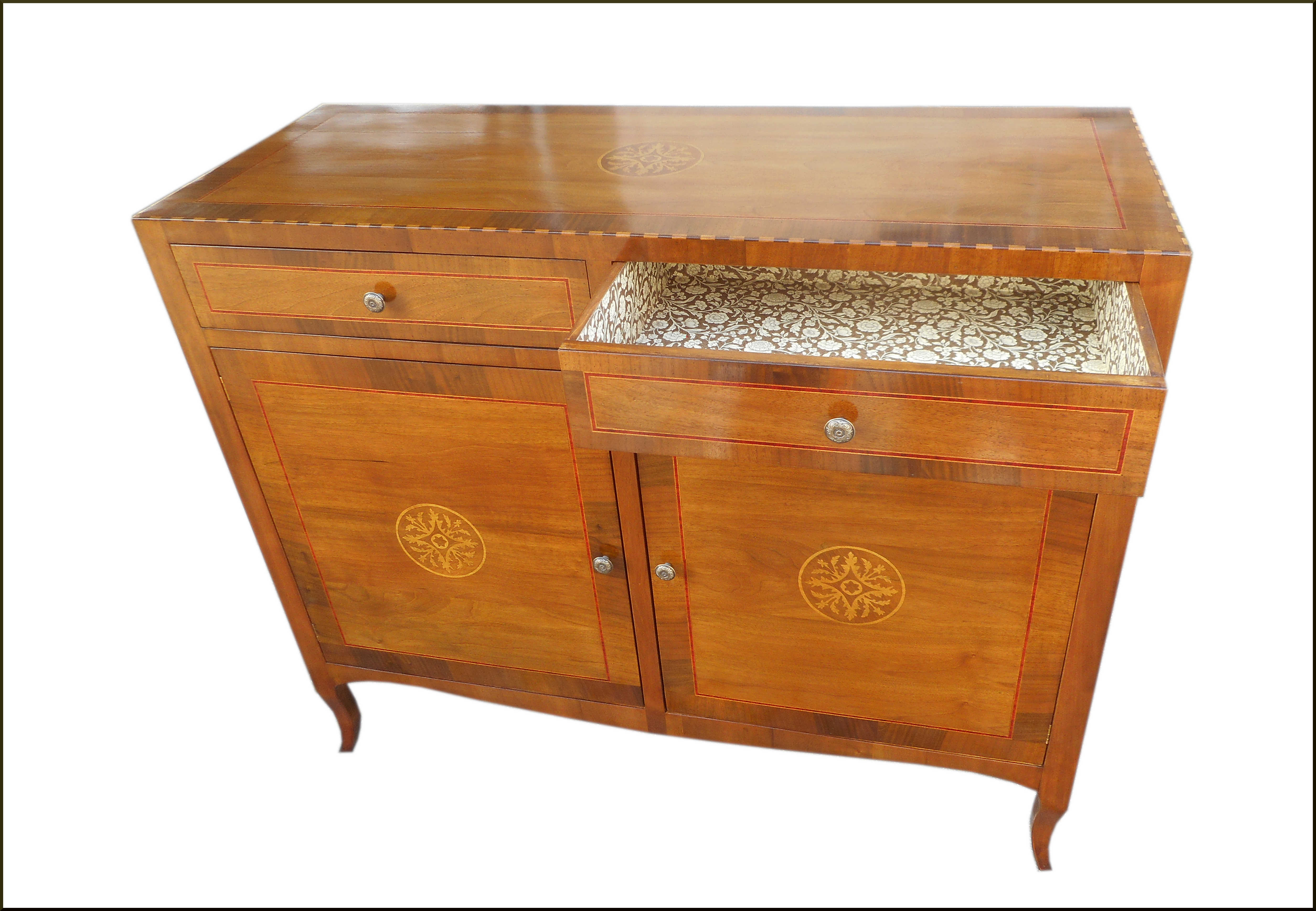 CREDENZA MAGGIOLINI ARTIGIANALE CLASSICA DUE PORTE