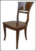 Sedia classica con seduta in legno