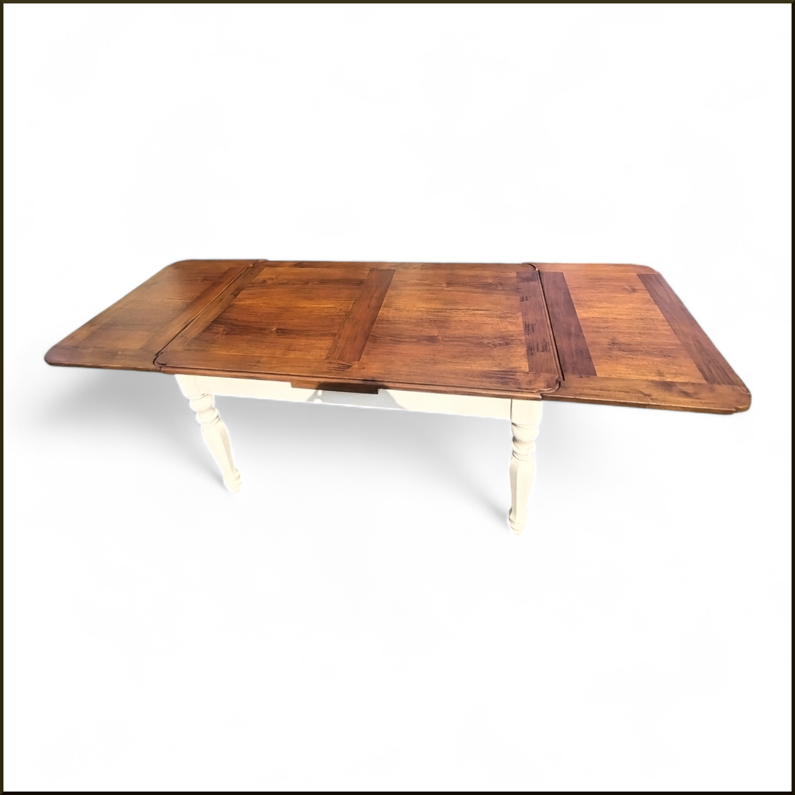 Tavolo provenzale allungabile con base laccata