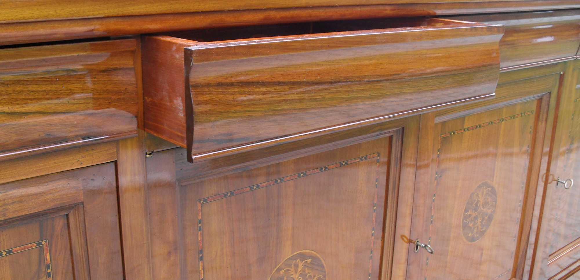 Credenza 4 ante classica stile 800 intarsiata