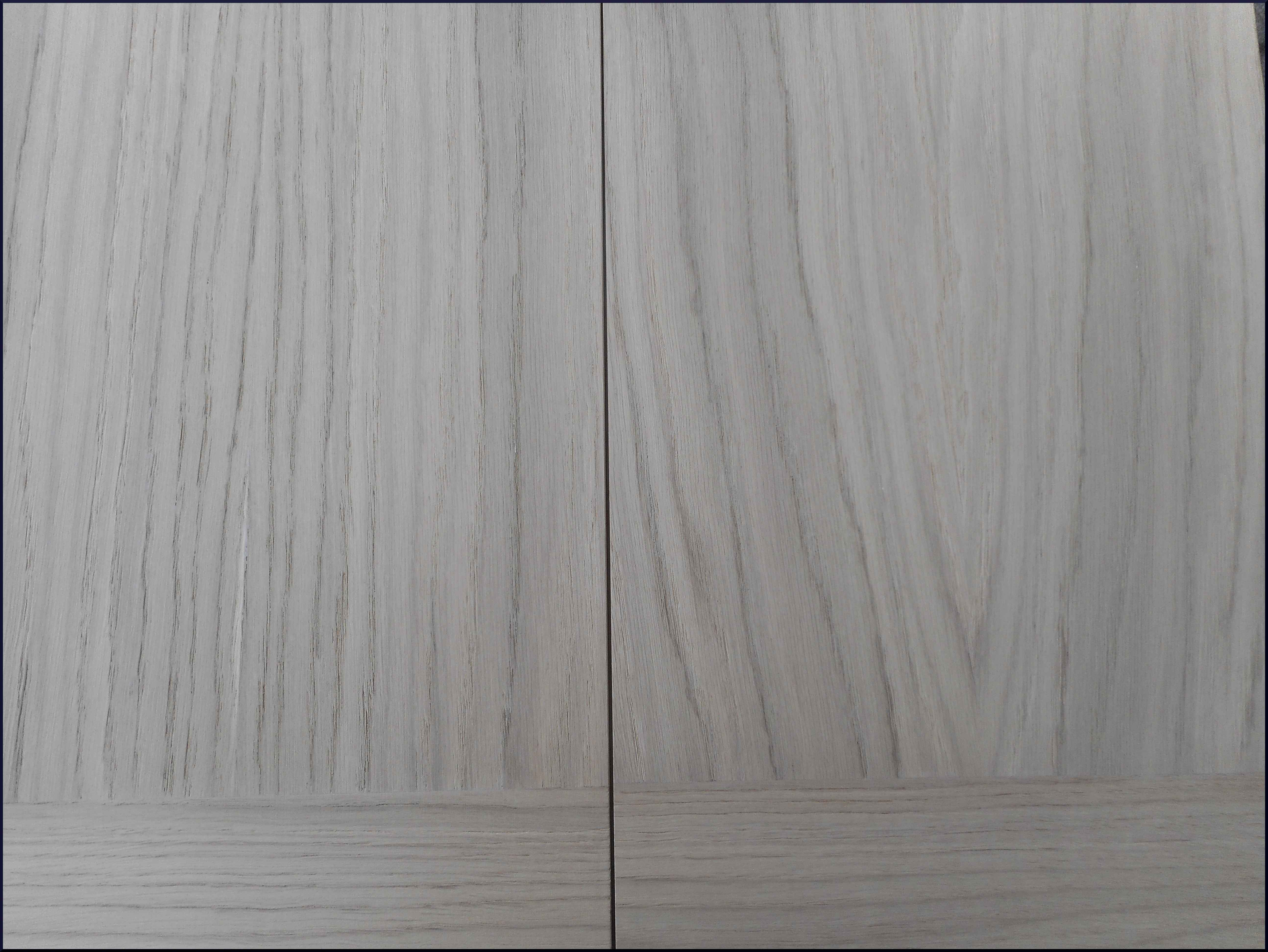 Tavolo apribile a portafoglio in rovere naturale