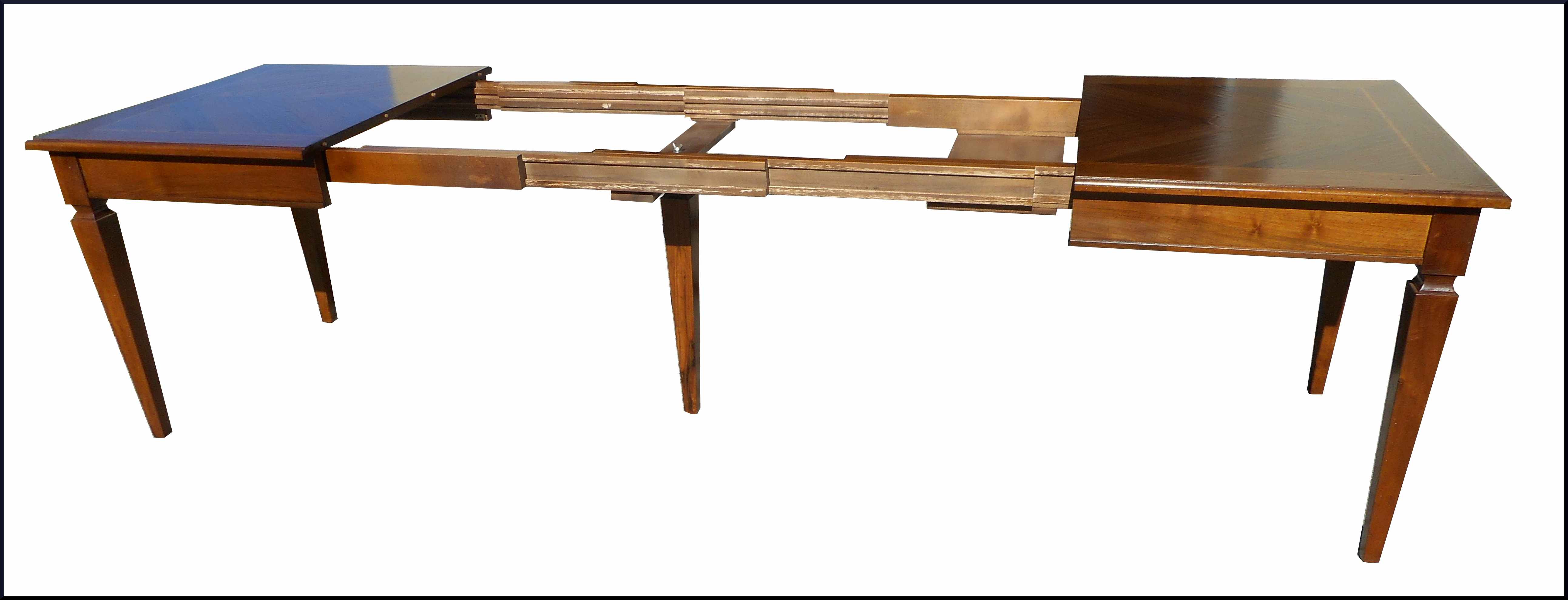 Tavolo classico aprilbile con piano spinato